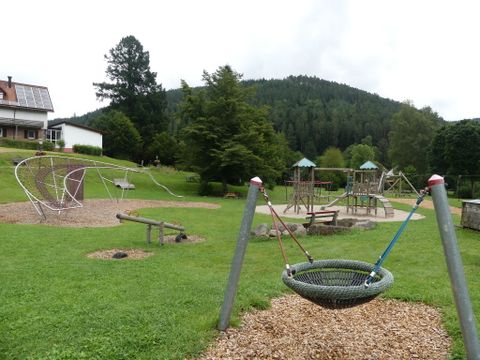 Kurpark mit Aktiv-Spielplatz